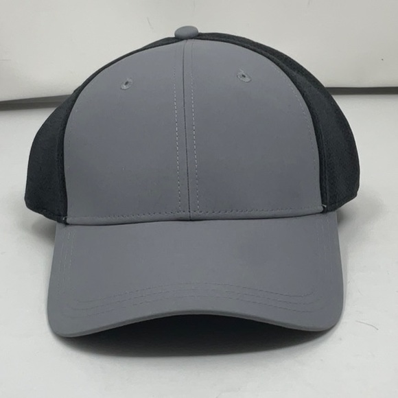 Puma Other - NWT Puma Golf gray/black stretch fit cap, size S/M